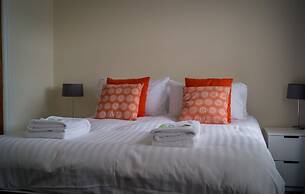 The City Walls Gathering 5 Bed - Sleeps 12 City Centre