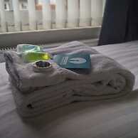 The Racecourse Gathering 5 Bed - Sleeps 12 City Centre