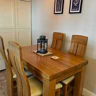 The North Wales Gathering - Hot Tub Sleeps Up 16