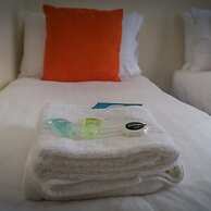 The Storyhouse Gathering 5 Bed - Sleeps 13 City Centre