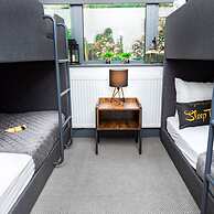 The Leeds Gathering - Hot Tub - EV Charging