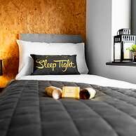 The Leeds Gathering - Hot Tub - EV Charging