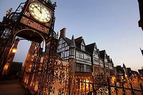 The Deeside - North Wales Sleeps up to 7