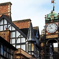 The Deeside - North Wales Sleeps up to 7