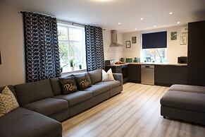 The Lower Gathering - Sale - Sleeps Up To 13