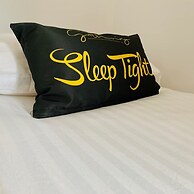 The Gathering Sale - Sleeps Up To 22