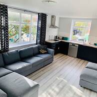 The Gathering Sale - Sleeps Up To 22