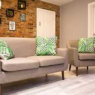 The Gathering Liver House - Hot Tub - Near Liverpool