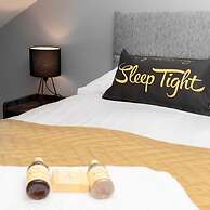 The Llangollen - Berwyn House Central Wrexham