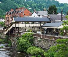 Wrexham Central Stay Apartment Six