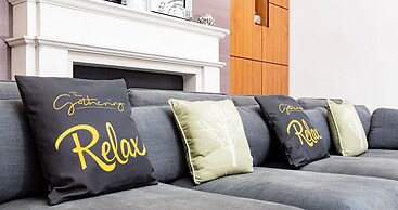 The Gillygate Gathering - Sleeps Up To 16 York City Centre