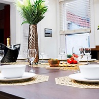 The Gillygate Gathering - Sleeps Up To 16 York City Centre