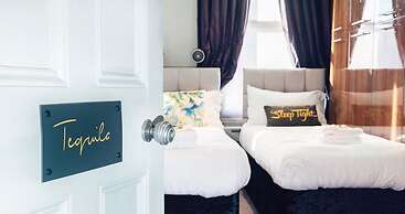 The Gillygate Gathering - Sleeps Up To 16 York City Centre