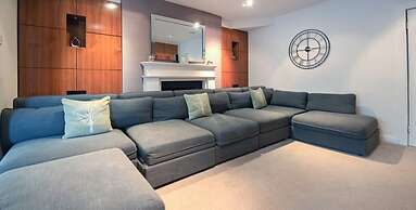 The Gillygate Gathering - Sleeps Up To 16 York City Centre