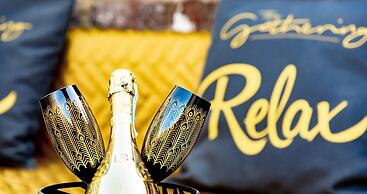 The Gillygate Gathering - Sleeps Up To 16 York City Centre