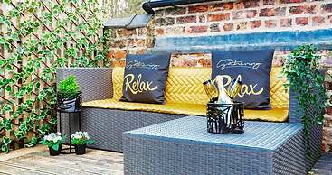 The Gillygate Gathering - Sleeps Up To 16 York City Centre