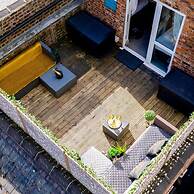 The Gillygate Gathering - Sleeps Up To 16 York City Centre