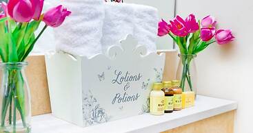 The Gillygate Gathering - Sleeps Up To 16 York City Centre