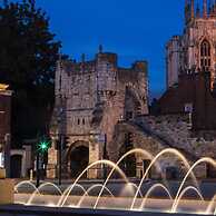 The Gillygate Gathering - Sleeps Up To 16 York City Centre