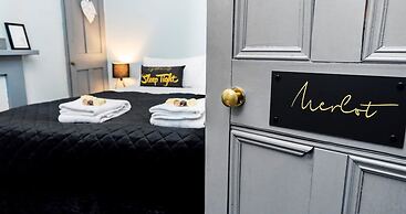 The Clifford Gathering - Sleeps Up To 10 York