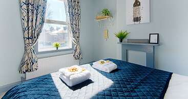 The Clifford Gathering - Sleeps Up To 10 York