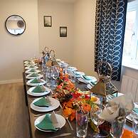 The Sailing Club - 6 Bedroom Hot Tub Town Centre