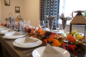 The Sailing Club - 6 Bedroom Hot Tub Town Centre