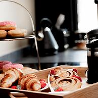 The Sailing Club - 6 Bedroom Hot Tub Town Centre