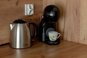 Amazing Studio With Balcony by Renters