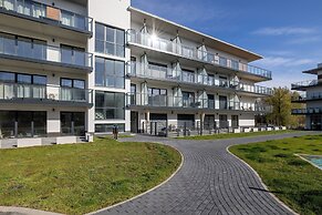 Amazing Studio With Balcony by Renters