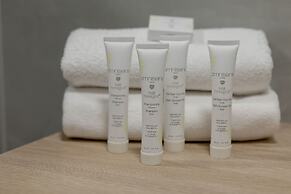 Amazing Studio With Balcony by Renters