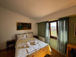 Moonbeam Townhouse Skiathos