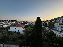Moonbeam Townhouse Skiathos
