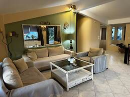 Moonbeam Townhouse Skiathos