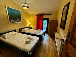 Moonbeam Townhouse Skiathos