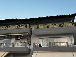 Moonbeam Townhouse Skiathos