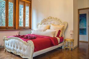 Majestic Villa in Hills of Florence with Gardens Gym Jacuzzi and Sauna