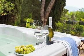 Majestic Villa in Hills of Florence with Gardens Gym Jacuzzi and Sauna