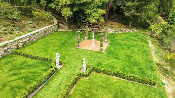 Majestic Villa in Hills of Florence with Gardens Gym Jacuzzi and Sauna