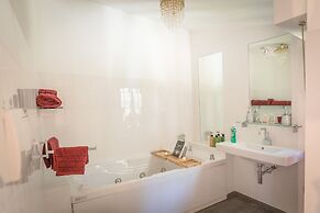 Majestic Villa in Hills of Florence with Gardens Gym Jacuzzi and Sauna