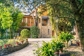 Majestic Villa in Hills of Florence with Gardens Gym Jacuzzi and Sauna