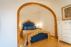 Majestic Villa in Hills of Florence with Gardens Gym Jacuzzi and Sauna