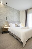 Deluxe Apartment in Kallithea