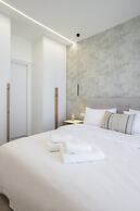 Deluxe Apartment in Kallithea