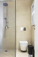 Deluxe Apartment in Kallithea