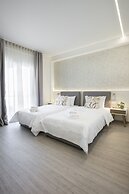 Deluxe Apartment in Kallithea