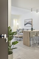 Deluxe Apartment in Kallithea