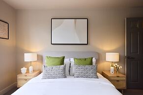 The Twickenham Wonder - Lovely 1bdr Flat With Parking