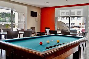 Oceana Suites Ocean Drive