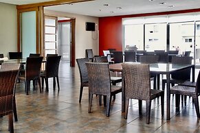 Oceana Suites Ocean Drive